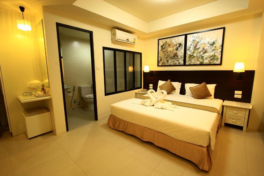 Hotel @ White Patong Habitación foto